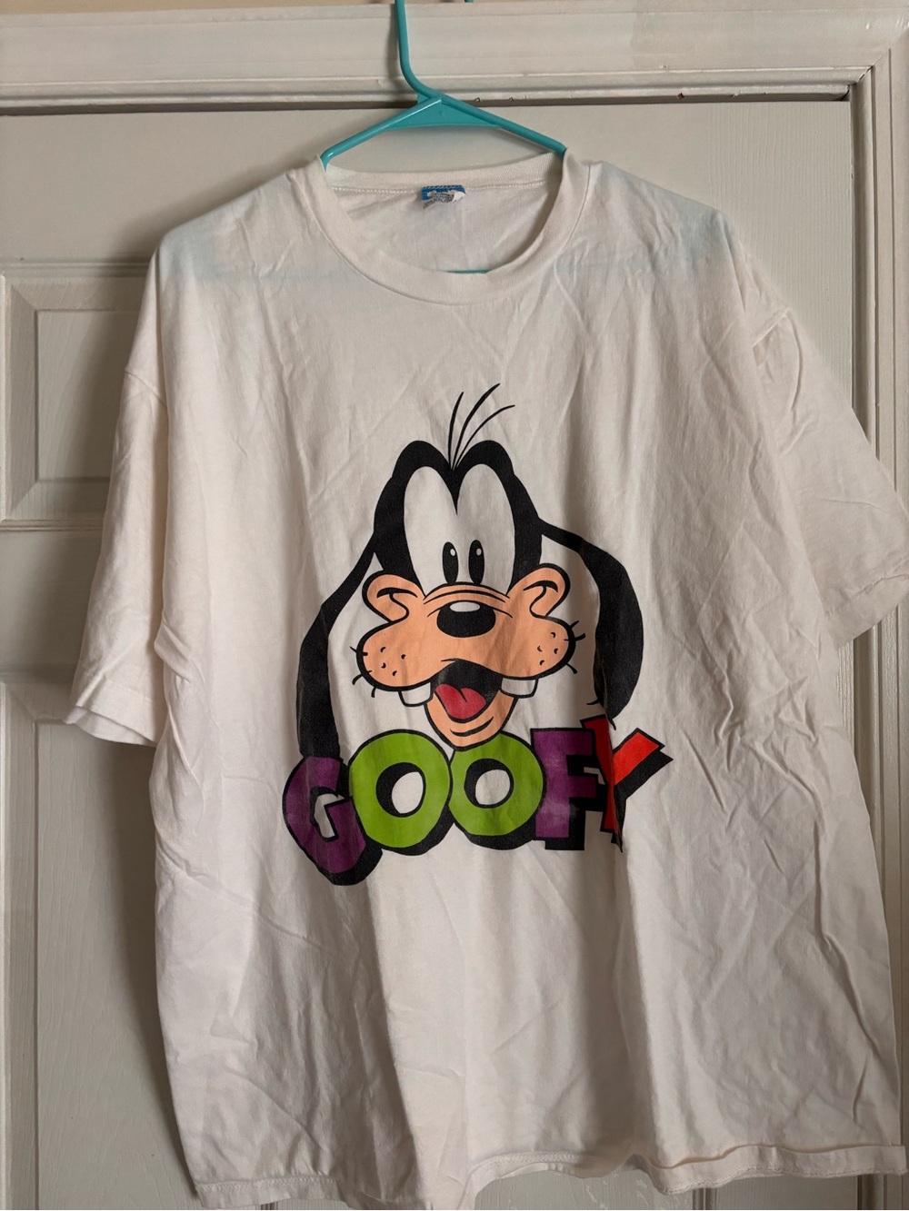 Disney White Goofy Graphic Short Sleeve Tee